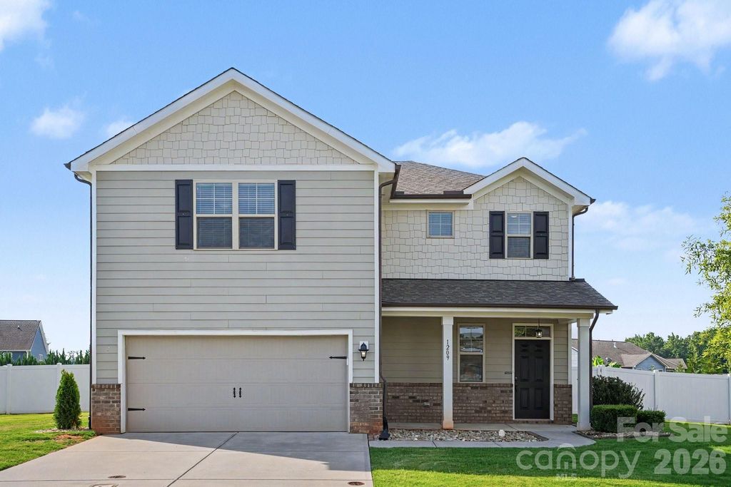 1209 Brooksland Place, Waxhaw, NC 28173