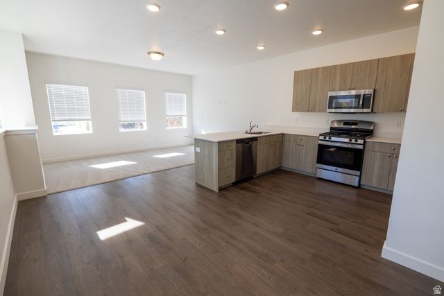 355 W GENTILE ST, Layton, UT 84041