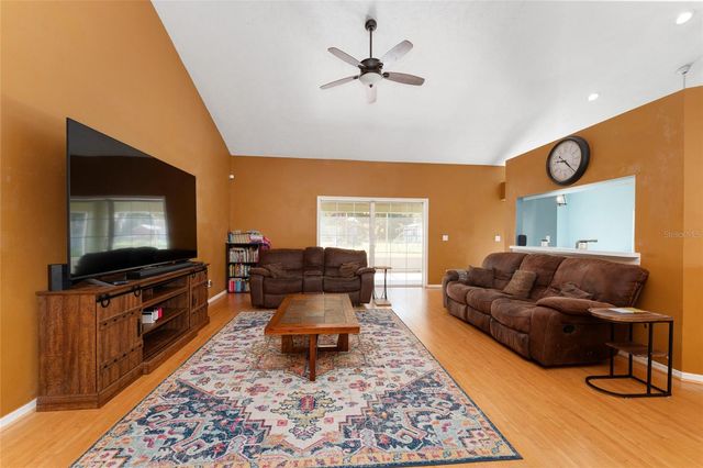 10637 SW 73RD AVENUE, Ocala, FL 34476