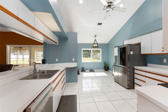 10637 SW 73RD AVENUE, Ocala, FL 34476