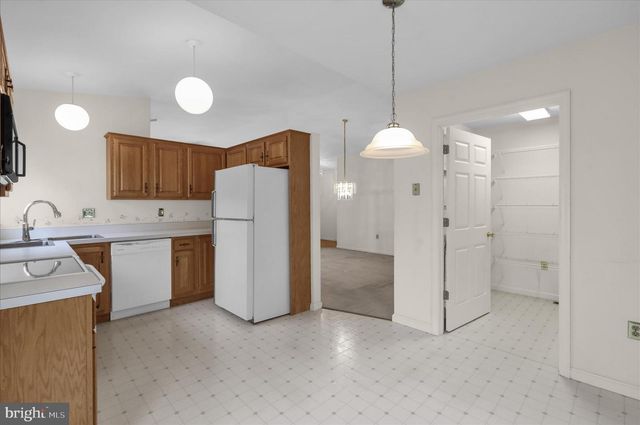 3232 GARFIELD AVE, Reading, PA 19605