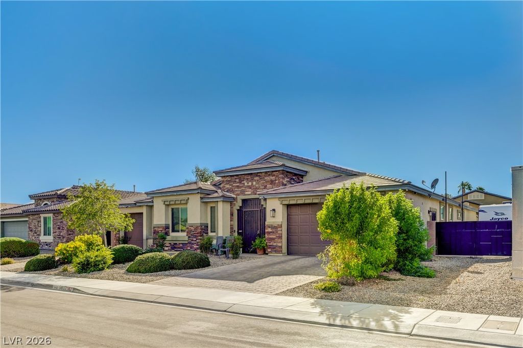 5037 Royal Indigo Street, Las Vegas, NV 89130 — photo 2