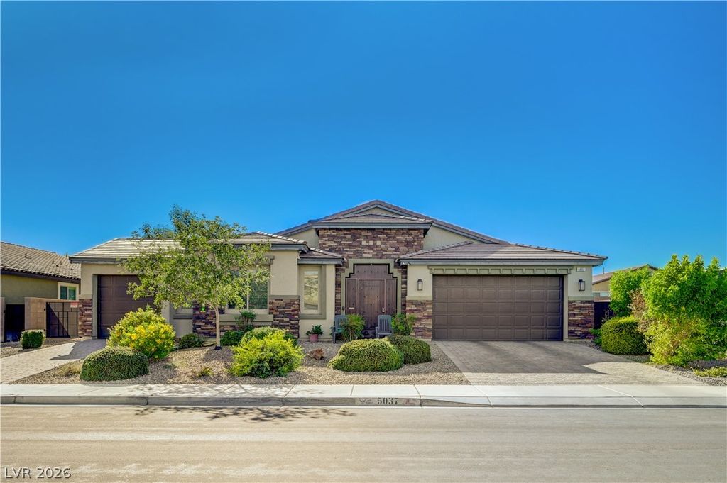 5037 Royal Indigo Street, Las Vegas, NV 89130 — photo 3