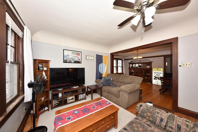 2335 N 65th STREET #2337, Wauwatosa, WI 53213