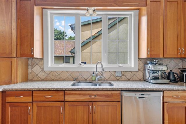 7419 Jarboe Street, Kansas City, MO 64114