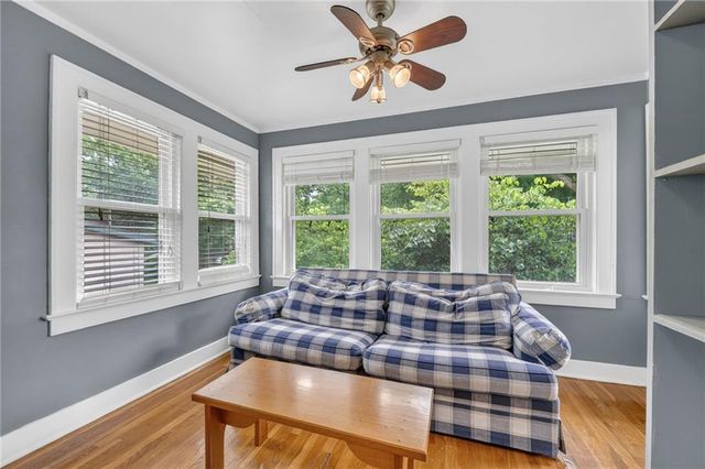 7419 Jarboe Street, Kansas City, MO 64114