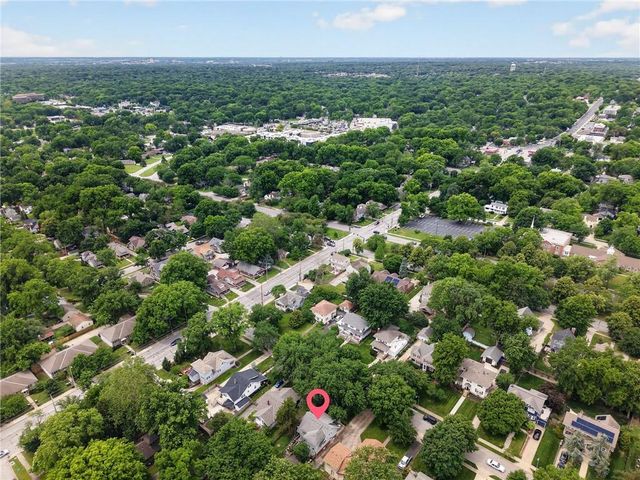 7419 Jarboe Street, Kansas City, MO 64114