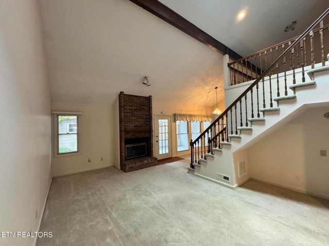 8734 Wimbledon Drive, Knoxville, TN 37923