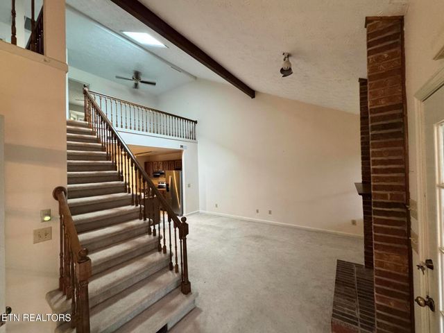 8734 Wimbledon Drive, Knoxville, TN 37923