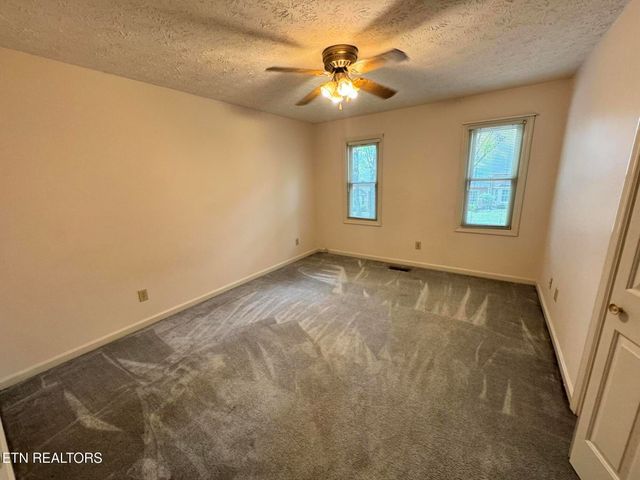 8734 Wimbledon Drive, Knoxville, TN 37923