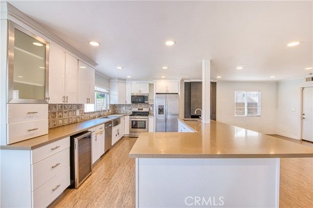 20621 Paisley Lane, Huntington Beach, CA 92646