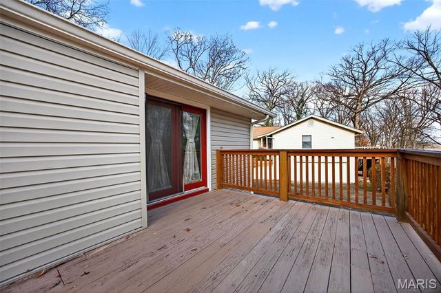 612 Thicket Lane, Lake St Louis, MO 63367