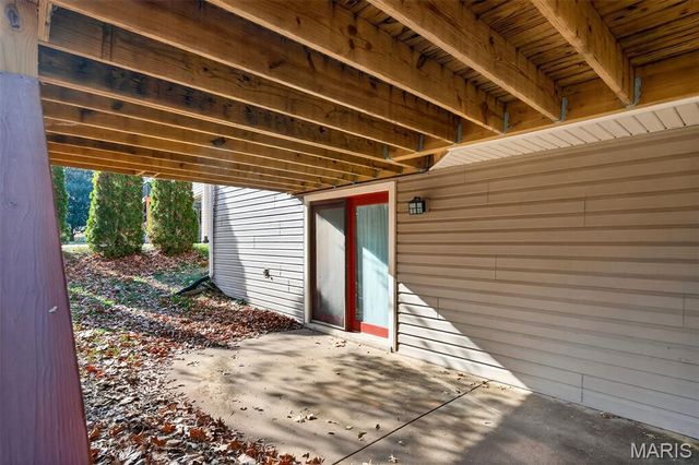 612 Thicket Lane, Lake St Louis, MO 63367