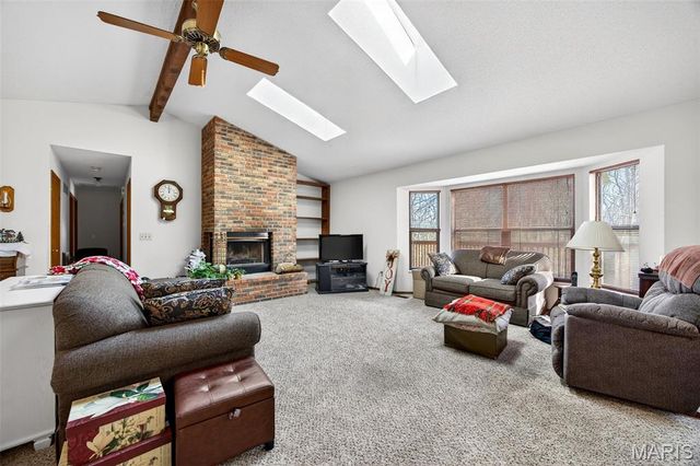 612 Thicket Lane, Lake St Louis, MO 63367