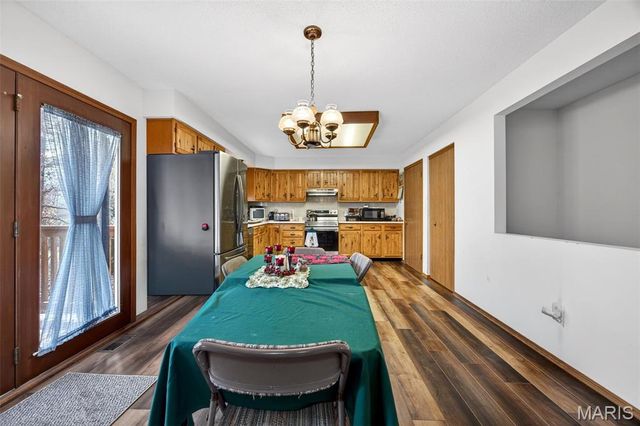 612 Thicket Lane, Lake St Louis, MO 63367