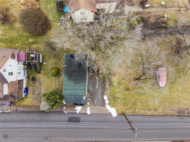 406 E Lutton St, New Castle, PA 16101