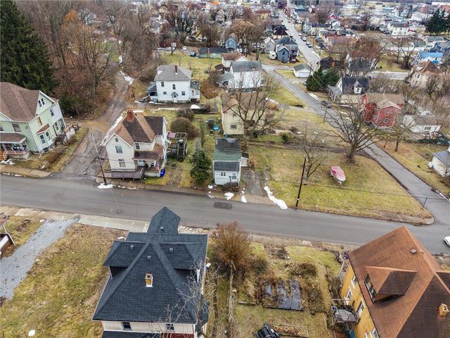 406 E Lutton St, New Castle, PA 16101