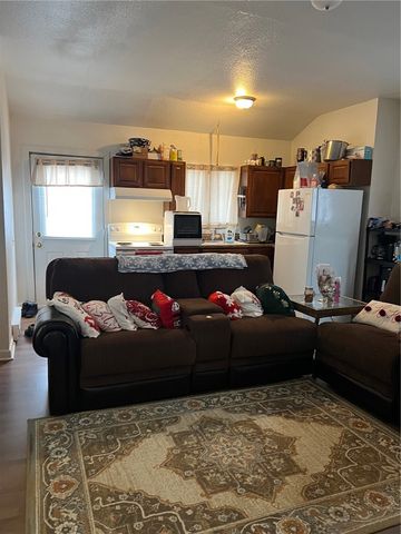 406 E Lutton St, New Castle, PA 16101