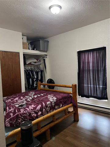 406 E Lutton St, New Castle, PA 16101