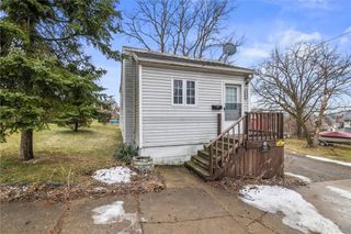 406 E Lutton St, New Castle, PA 16101