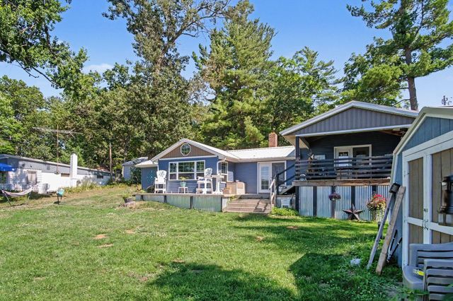 13311 Sandyside Drive, Gowen, MI 49326