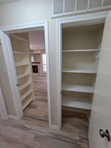 3500 Tangle Brush Drive 150, The Woodlands, TX 77381