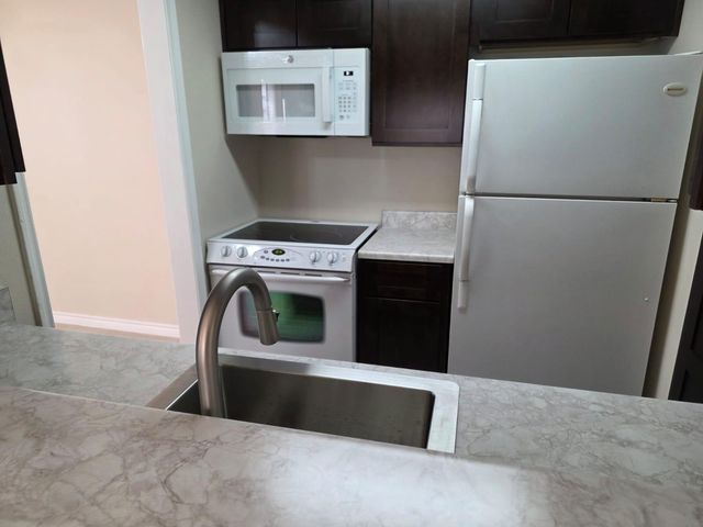 3500 Tangle Brush Drive 150, The Woodlands, TX 77381