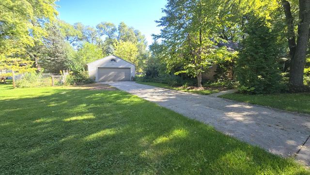 14460 W Lisbon ROAD, Brookfield, WI 53005