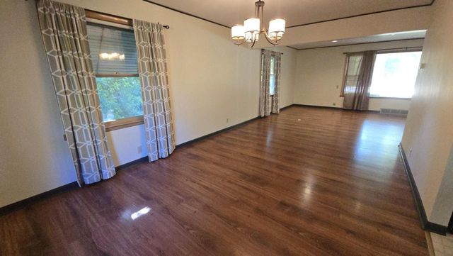 14460 W Lisbon ROAD, Brookfield, WI 53005