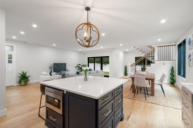 811 Heath St Rear, Brookline, MA 02467