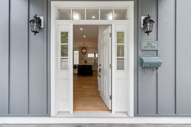 811 Heath St Rear, Brookline, MA 02467