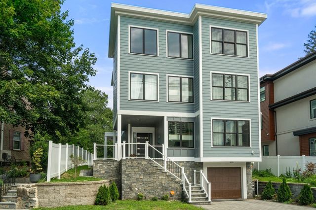 811 Heath St Rear, Brookline, MA 02467