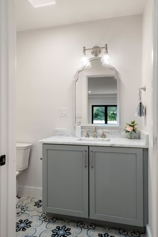 811 Heath St Rear, Brookline, MA 02467