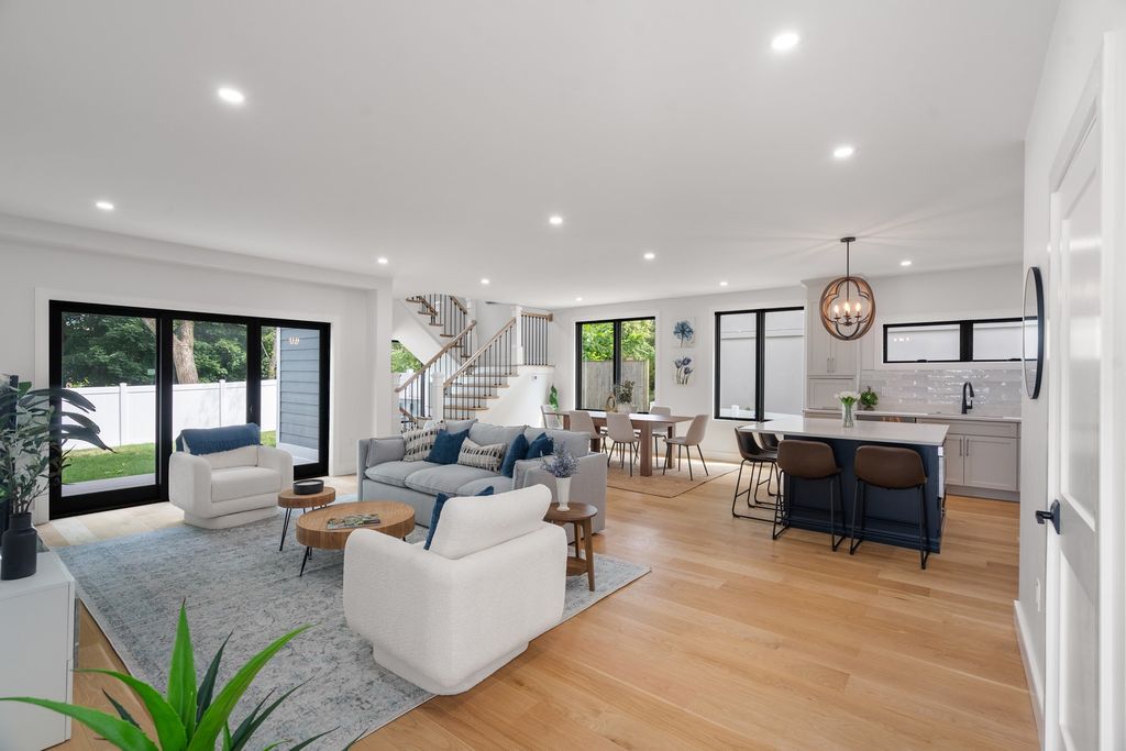 811 Heath St Rear, Brookline, MA 02467