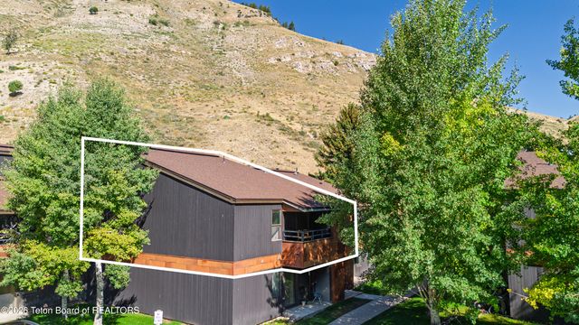 355 W DELONEY Avenue A-6, Jackson, WY 83001 property photo