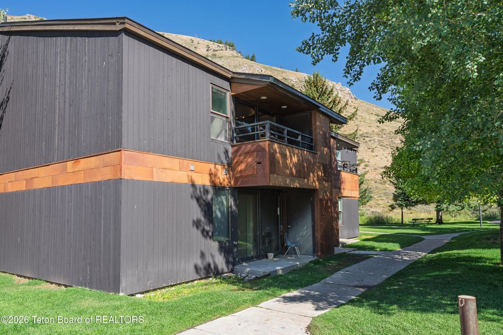 355 W DELONEY Avenue A-6, Jackson, WY 83001 photo 4
