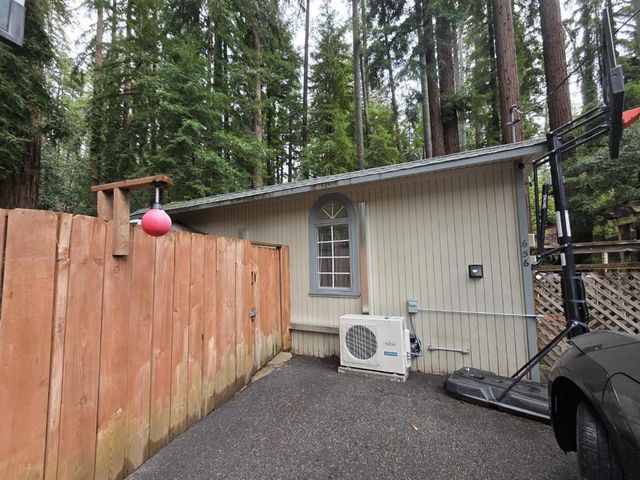 696 Kings Highway, Boulder Creek, CA 95006