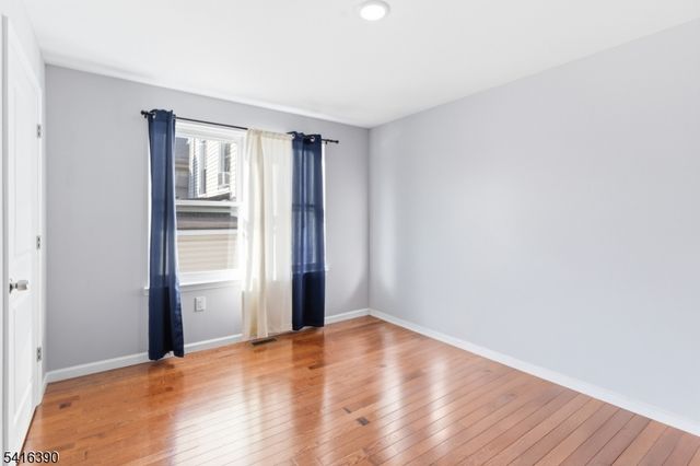 266 2Nd Ave, Newark City, NJ 07107