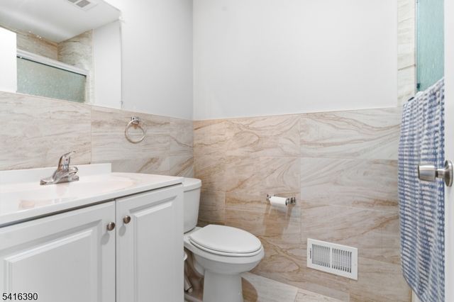 266 2Nd Ave, Newark City, NJ 07107