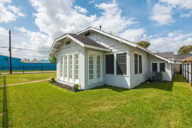 5401 N Capitol Street, Houston, TX 77011