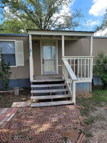 743 N State Highway 95 B, Bastrop, TX 78602