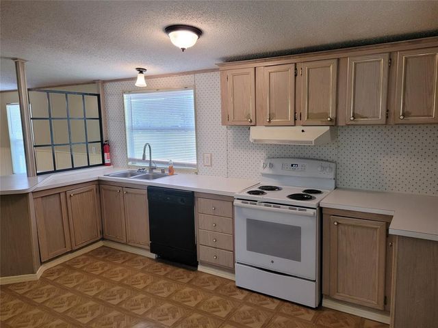 743 N State Highway 95 B, Bastrop, TX 78602