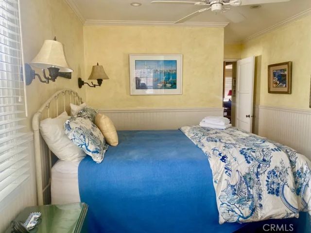 203 Amethyst Avenue, Newport Beach, CA 92662