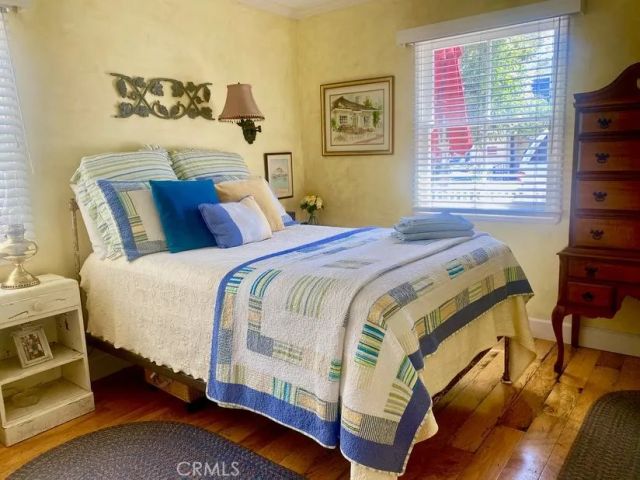203 Amethyst Avenue, Newport Beach, CA 92662