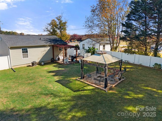 3709 Little Mountain Road, Gastonia, NC 28056