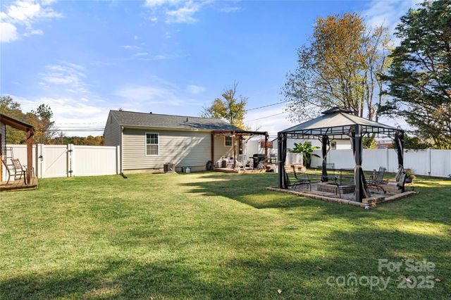 3709 Little Mountain Road, Gastonia, NC 28056