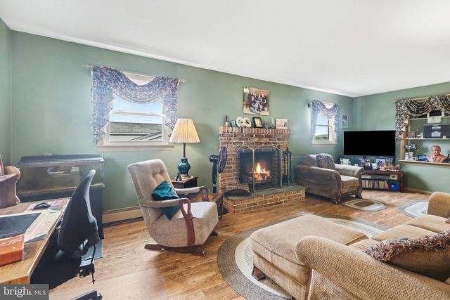 309 FAIRVIEW STREET, Carlisle, PA 17015