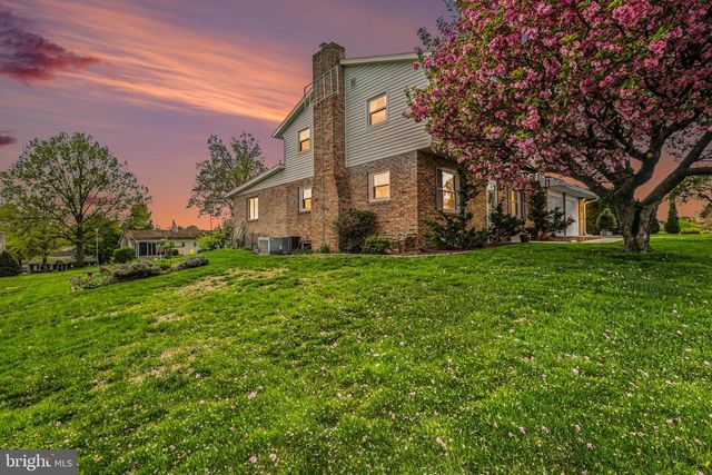 309 FAIRVIEW STREET, Carlisle, PA 17015