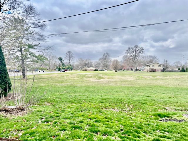 312 Carriage Lane, Franklin, IN 46131