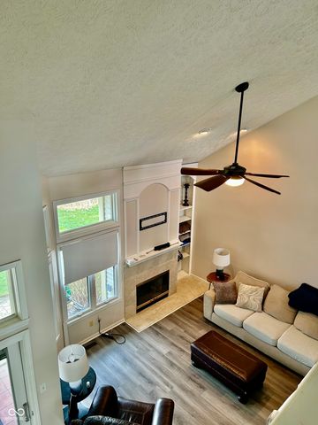 312 Carriage Lane, Franklin, IN 46131